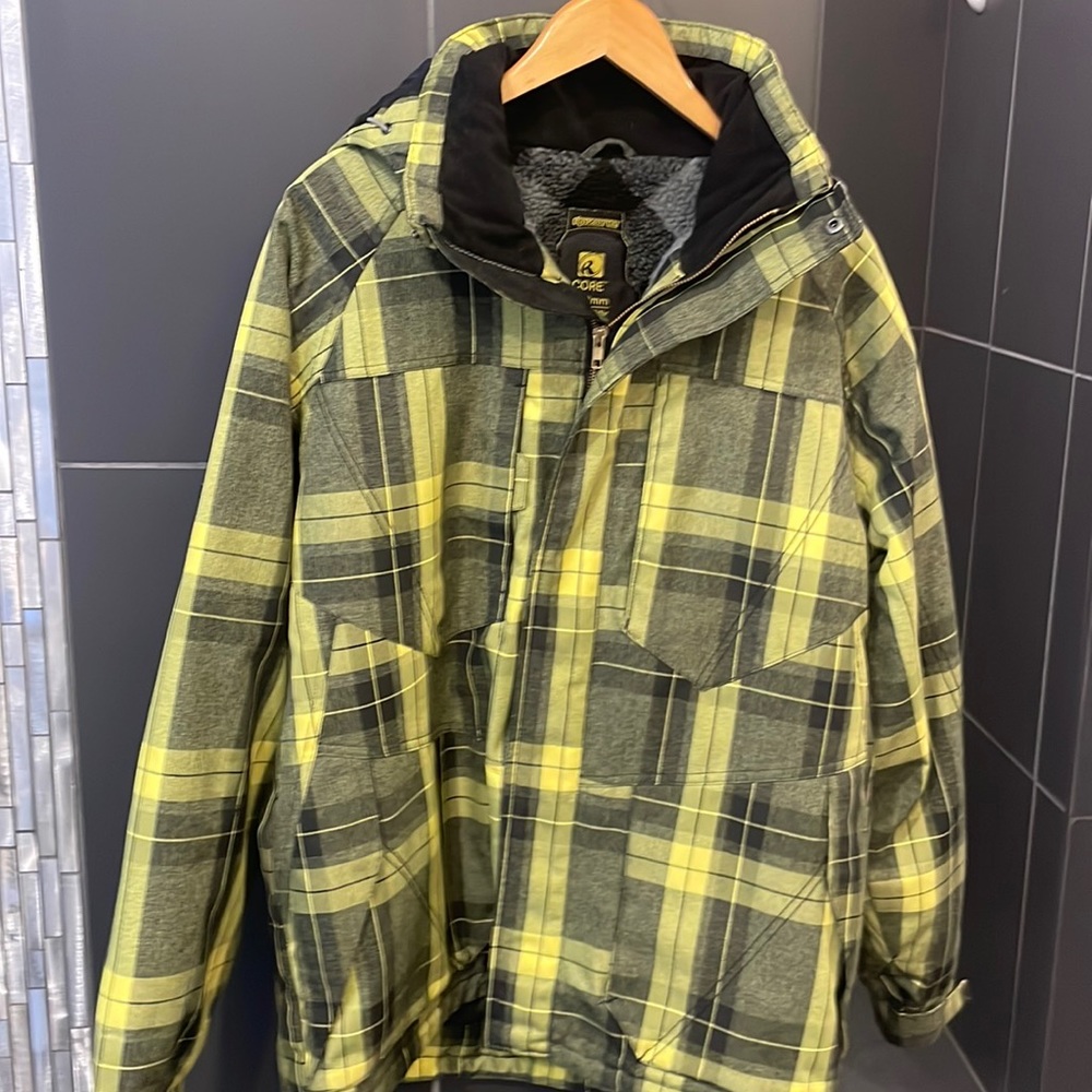 Mens large snowboarding coat